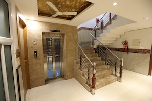 Elevator