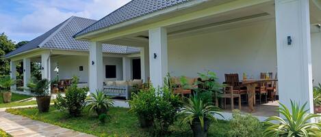 Restauration extérieure