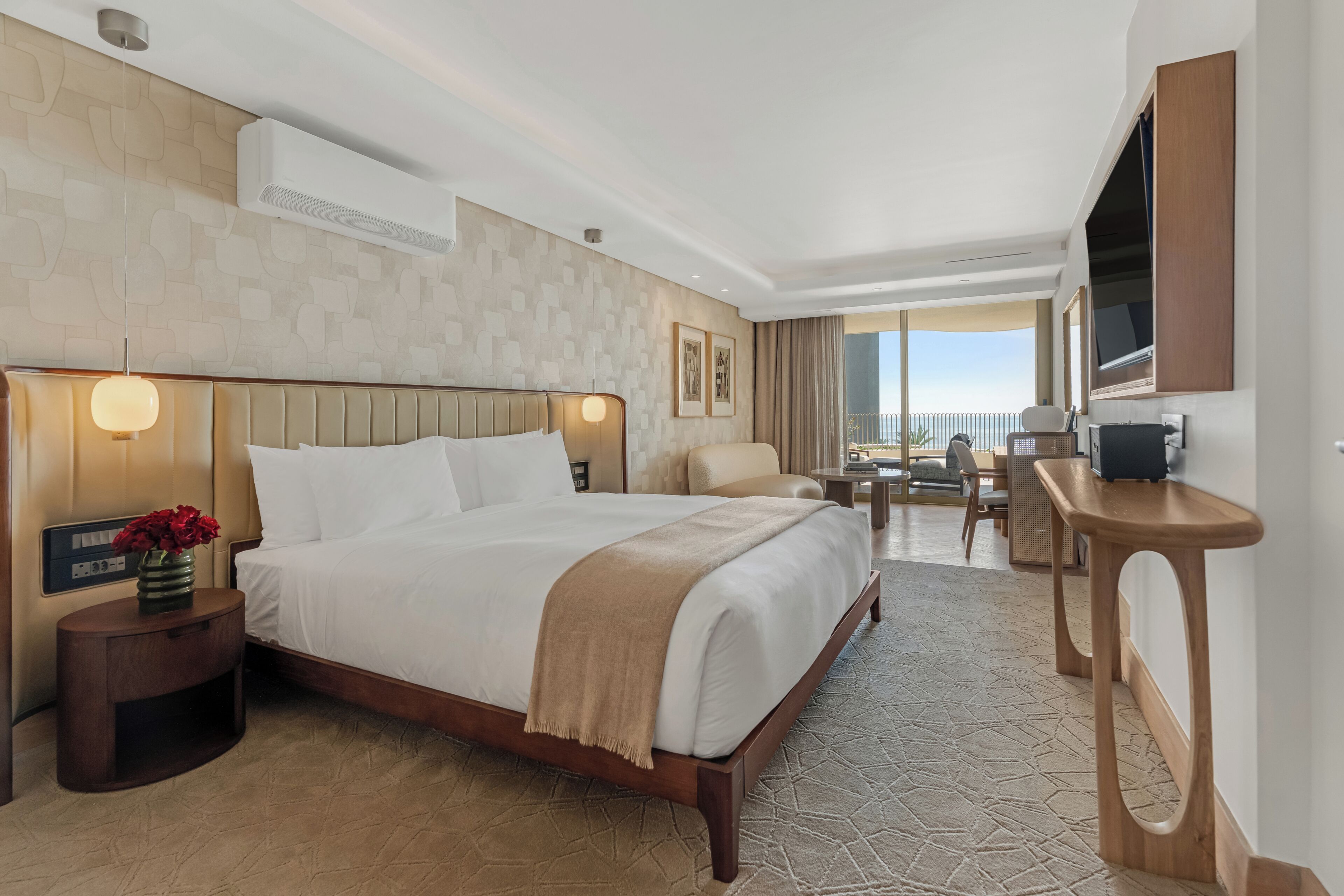 Quarto luxo (Sea Facing) | Roupas de cama premium, frigobar, ferros/tábuas de passar roupa