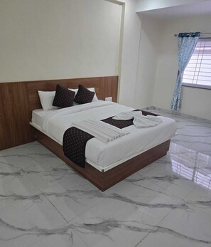 Standard Single Room | Free WiFi