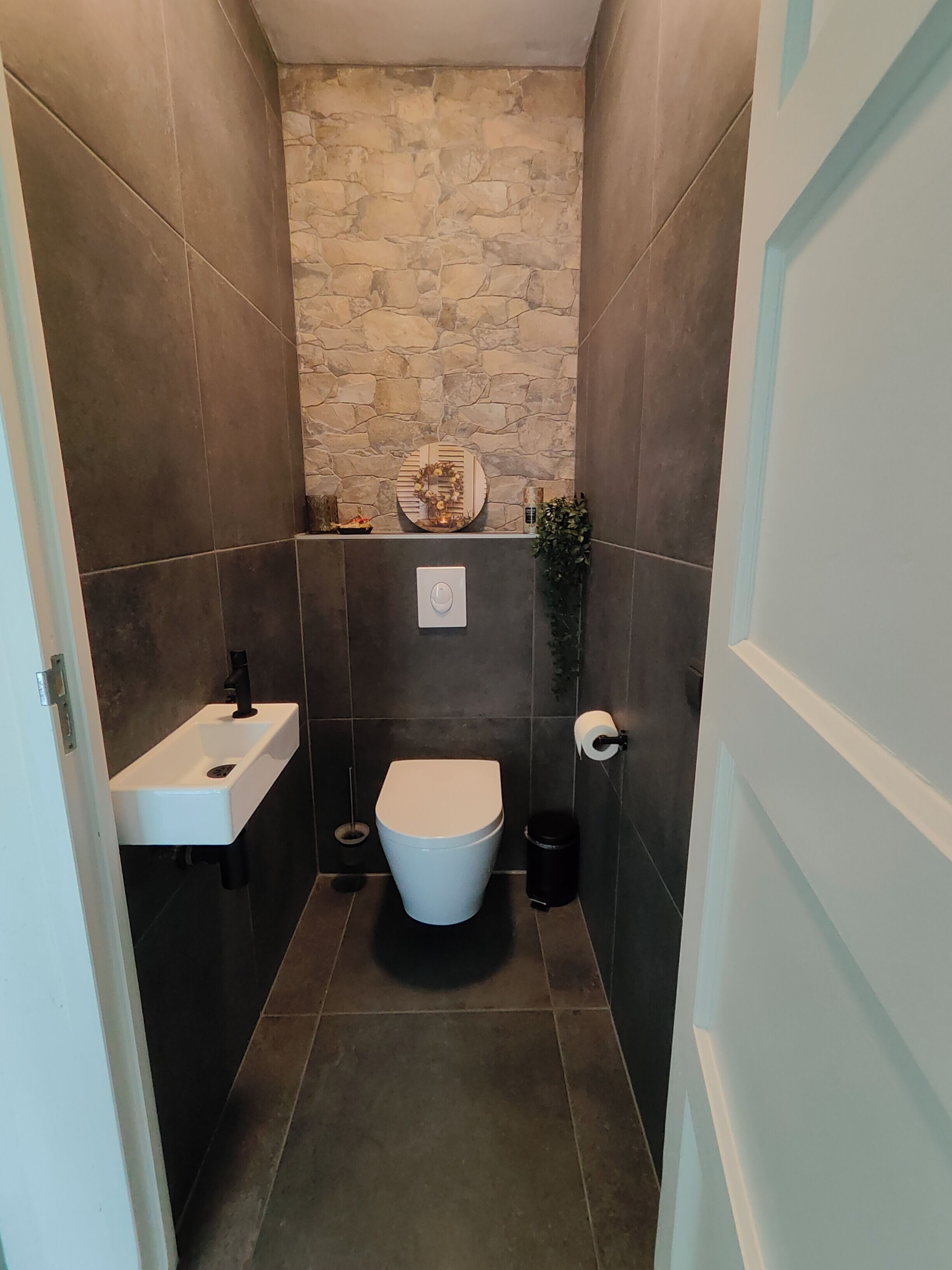 Shower, hair dryer, soap, toilet paper