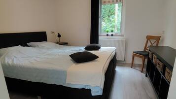 6 dormitorios, cuna de viaje, wifi gratis y ropa de cama