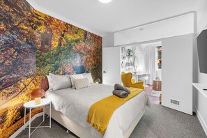 1 bedroom, iron/ironing board, free WiFi, bed sheets - Bespoke East Perth - Sleeps 2 - Superior Wi-Fi (Perth)