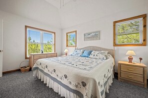 4 bedrooms, iron/ironing board, free WiFi, bed sheets - Purple Duck in Poteskeet + Great for Pets (Duck)