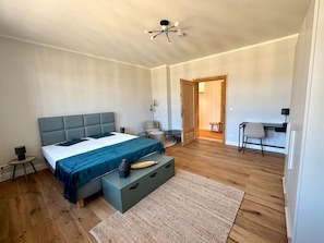 3 Schlafzimmer, Schreibtisch, kostenloses WLAN, Bettwäsche