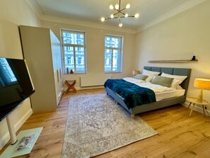 2 chambres, bureau, Wi-Fi gratuit, draps fournis