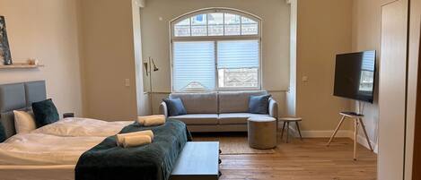 3 camere, una scrivania, Wi-Fi gratuito, lenzuola