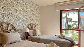 3 habitaciones, tabla de planchar con plancha y wifi gratis
