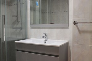 Hair dryer, towels - Apartment in the center El Refugio 3016 (Santoña)