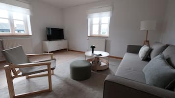 Smart TV, computer monitors