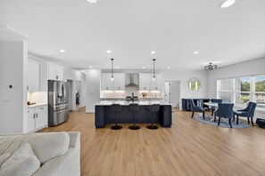 Interior - Sunset Cove Waterfront, Sleeps 14, Open concept (Orange)
