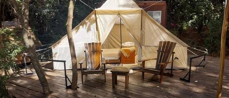 Tent | Free WiFi