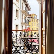 Llanes Suites