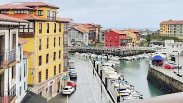 Suite Studio, vue ville | Port de plaisance