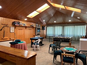 Spielezimmer