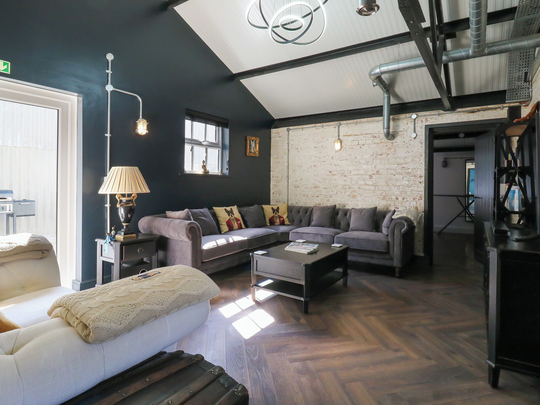 Cottage | Living area