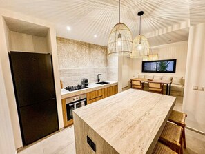 Oven, stovetop