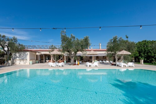 Room 'San Biagio - Superior 102' with Shared Pool, Wi-Fi and Air Conditioning