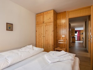 2 chambres, lit de bébé portatif, accès au Wi-Fi (inclus)