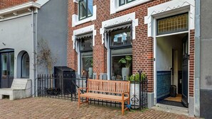 House | Exterior - Cozy Apartment in the Heart of Sneek (Sneek)
