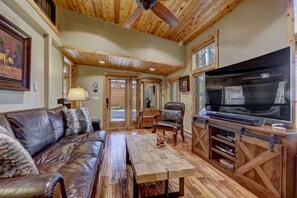 Unclassified image, 3 of 34, button