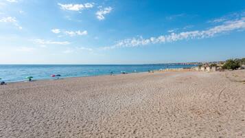 Vlak bij het strand