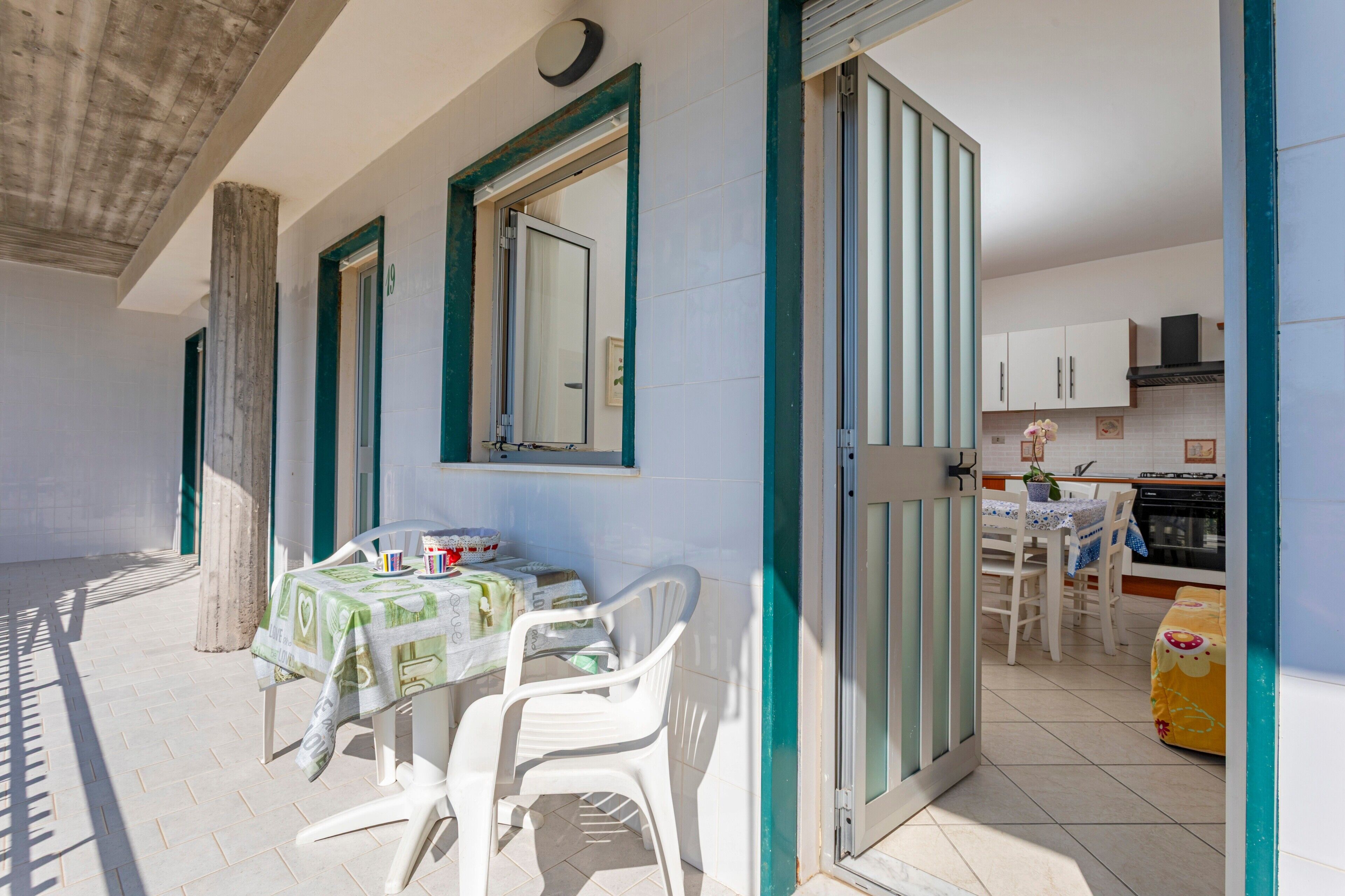 屋外ダイニングエリア