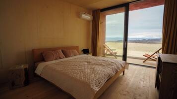 Comfort-hytte - balkon - udsigt til dal | Sengetøj