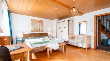 1 室のベッドルーム、アイロン / アイロン台、WiFi、ベッドシーツ