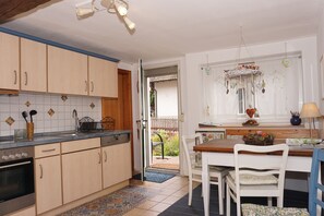 冰箱、烤箱、炉灶、洗碗机