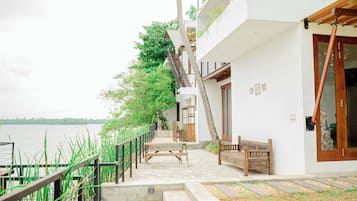 Bagian depan properti