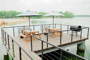 Terrace/patio - The Rivergates Villa (Panadura)