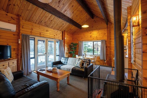 Gemini | 2BR | Near Church, Trails & Stargazing