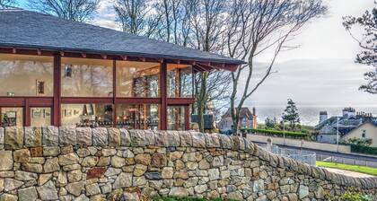 Massney - sleeps 6 guests in 2 bedrooms