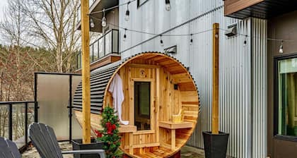 Decked Out | Mtn Views | AC | Patio | Sauna | BBQ