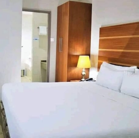 Comfort Double Room, City View | In-room safe, desk, laptop workspace, soundproofing