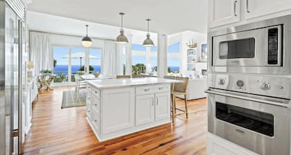 Gorgeous OCEANFRONT Home ~ Forest Beach Area ~ Dog Friendly ~ Private Pool