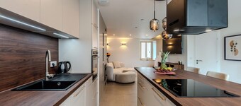 House in the heart of Evian golf course
