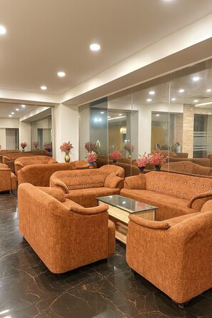 Living area - Hotel Solaris (Indore)