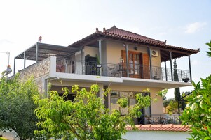 Apartment | 2 bedrooms, Internet