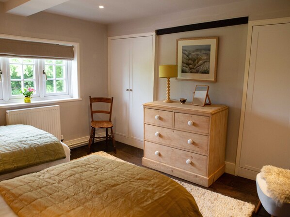 3 bedrooms, individually decorated, individually furnished, free WiFi