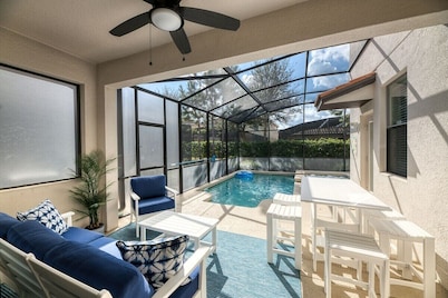 Disney Area – Heated Pool/Spa, Outdoor TV, Walk to Resort Amenities