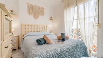 2 chambres, fer et planche à repasser, Wi-Fi, draps fournis