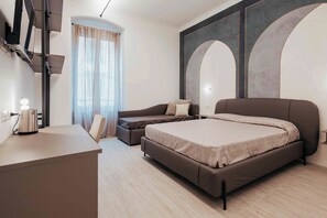 1 quarto, escrivaninha, Wi-Fi de cortesia, roupa de cama