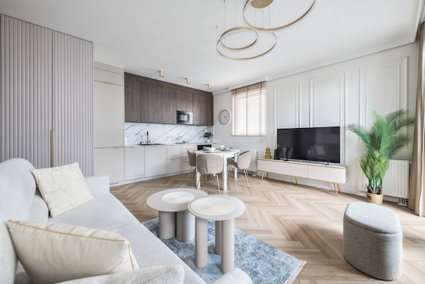 Comfort Apartment, Balcony | Iron/ironing board, free WiFi - Horizon 170 Deluxe by Grand Apartments (Gdansk)