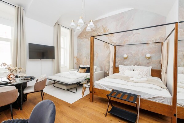 1 bedroom, iron/ironing board, WiFi, bed sheets