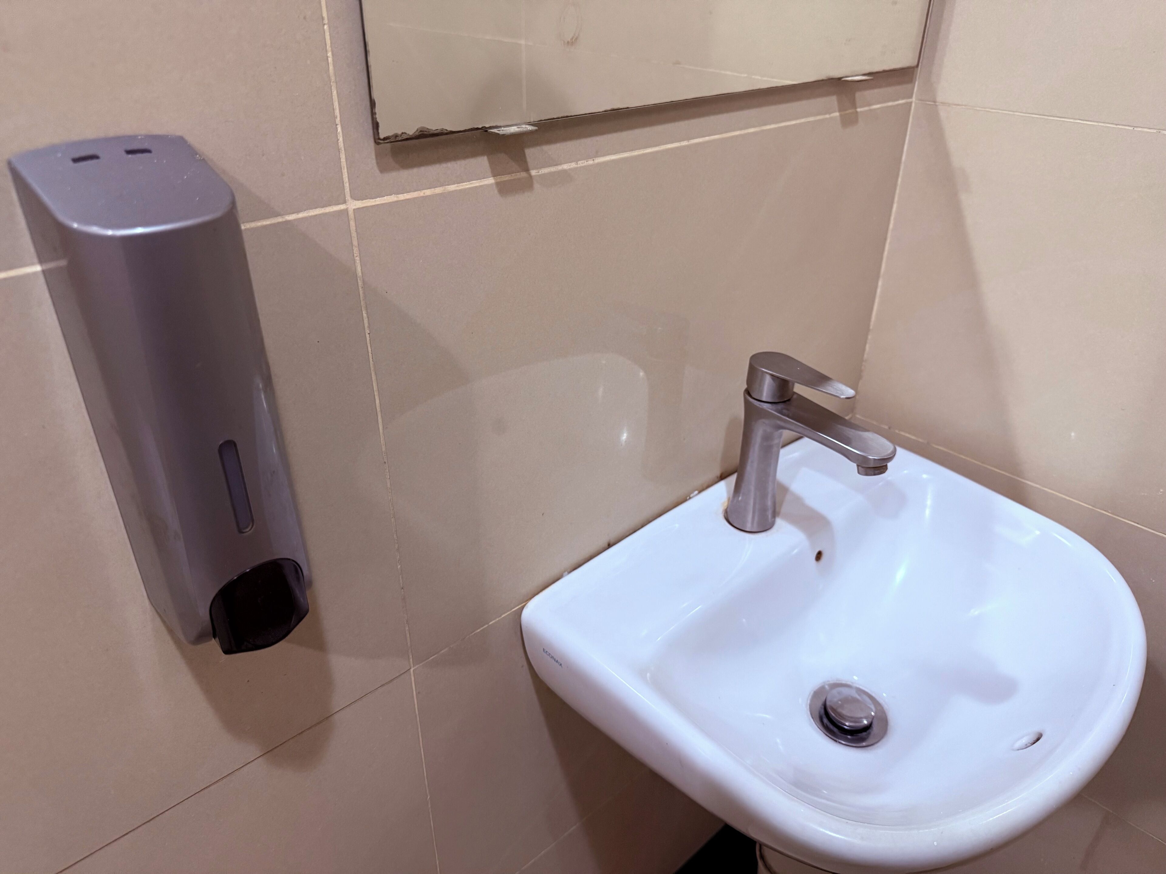 Photo - Eco Roomy Hotel