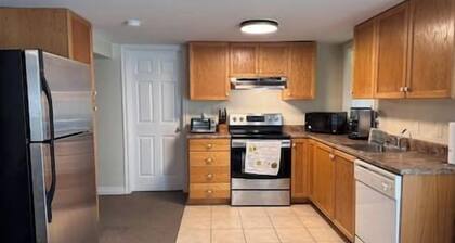 Elegant & Serene Urban Sanctuary