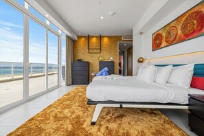 3 bedrooms, desk, iron/ironing board, free WiFi - HH-3BSDLX611 - New Luxury 3BR Oceanview Condo (Oranjestad)