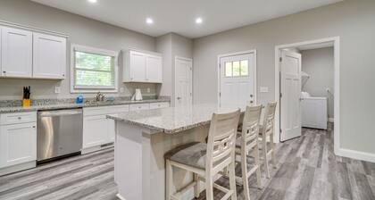 1 Mi to Dtwn Crossville: Spacious Home w/ Patio!